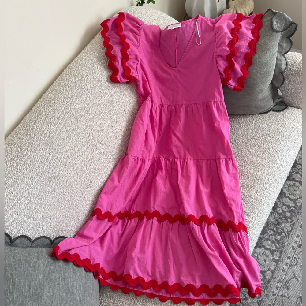 White Closet Pink Contrast Pink Midi Dress